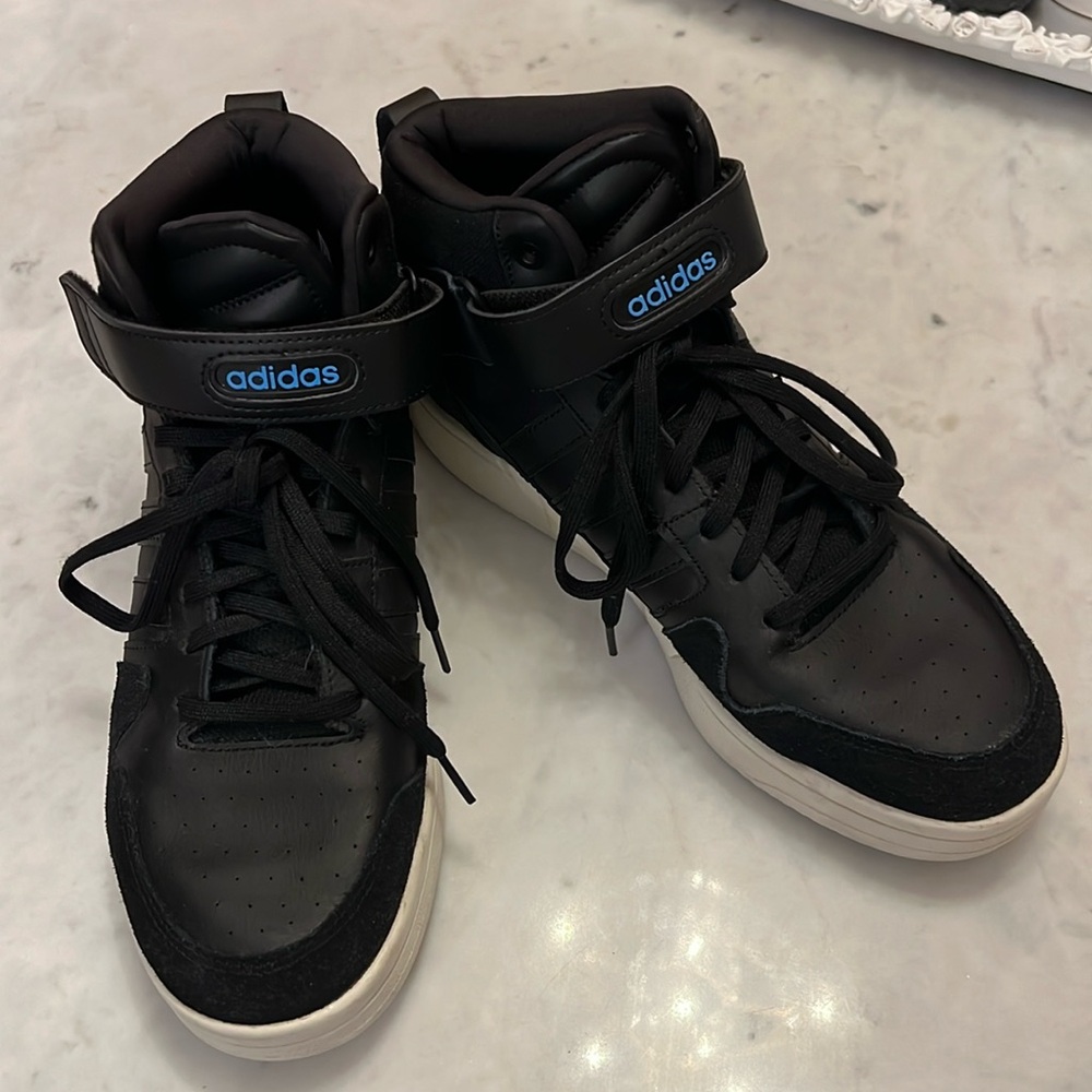 Like New Adidas High Tops Cloudfoam Comfort Men Size 10.5